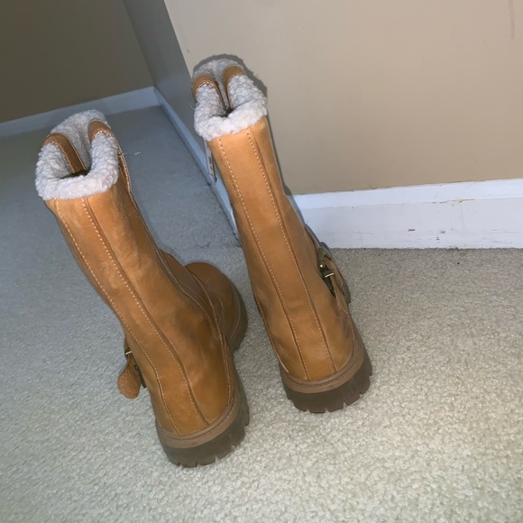 Timberlands - Picture 3 of 5